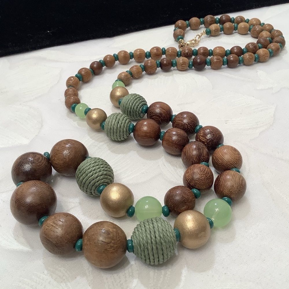 Vintage NY Wood Glass Bead Necklace